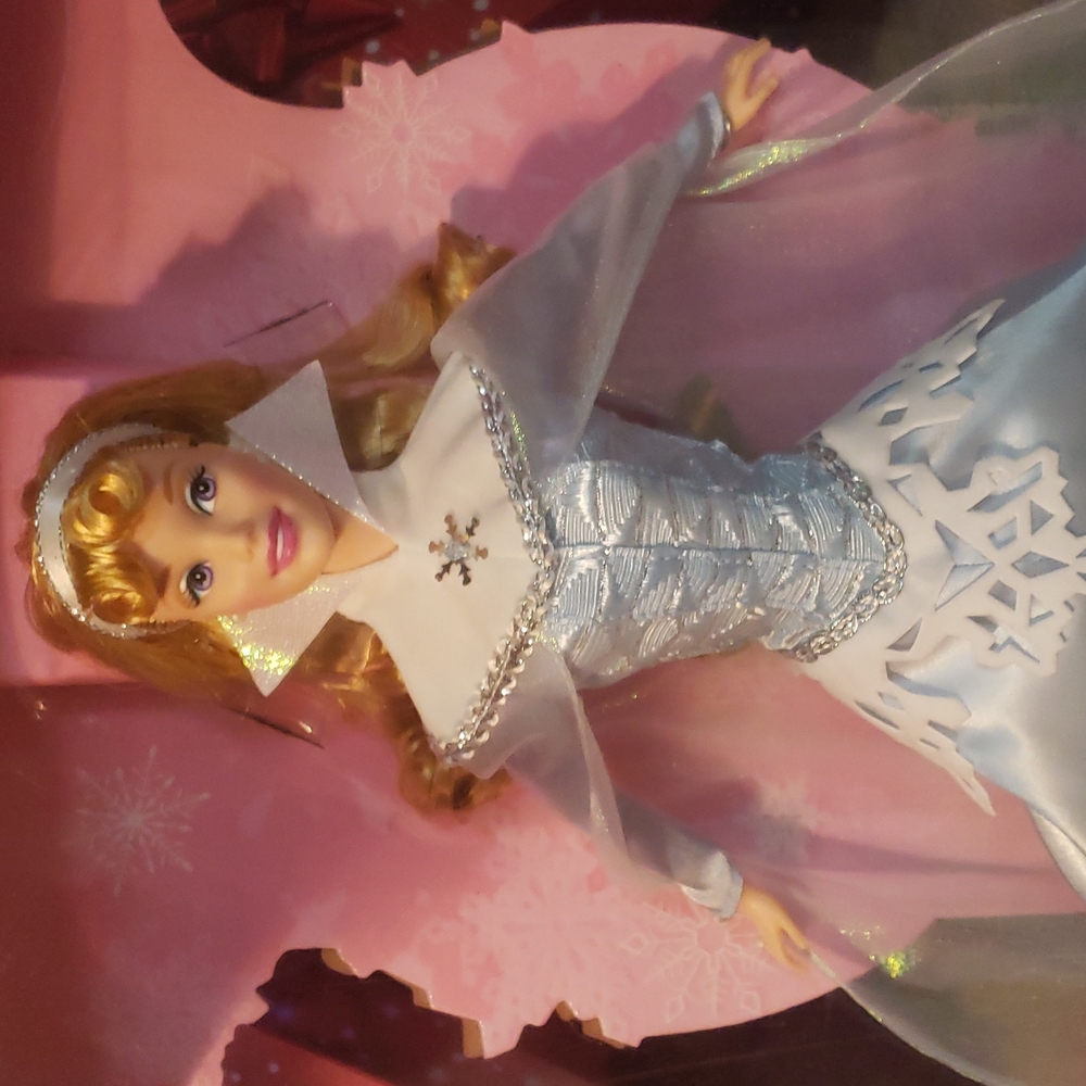 Barbie - Picture 3 of 3